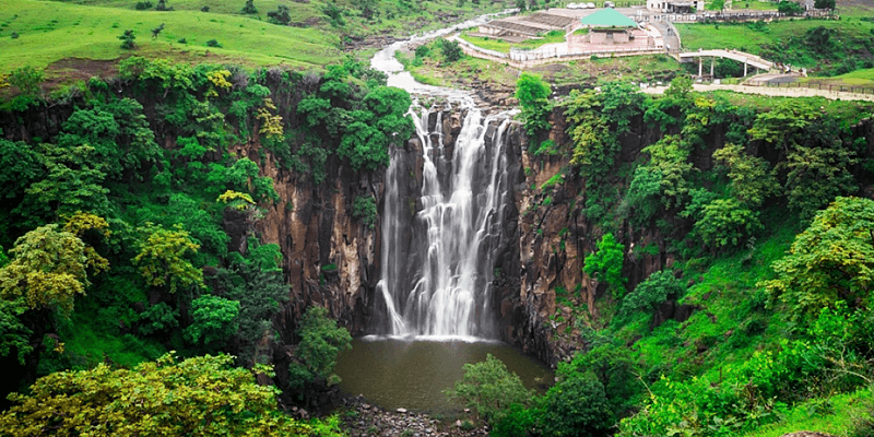 location-Indore-patalpani-waterfall-image | HomieStore